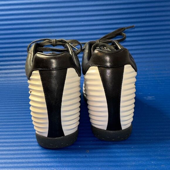 Women 9.5- Nike Lunarwavy Sky Hi QS Foamposite Hidden Wedge Heel High 727990-100 - Picture 7 of 7